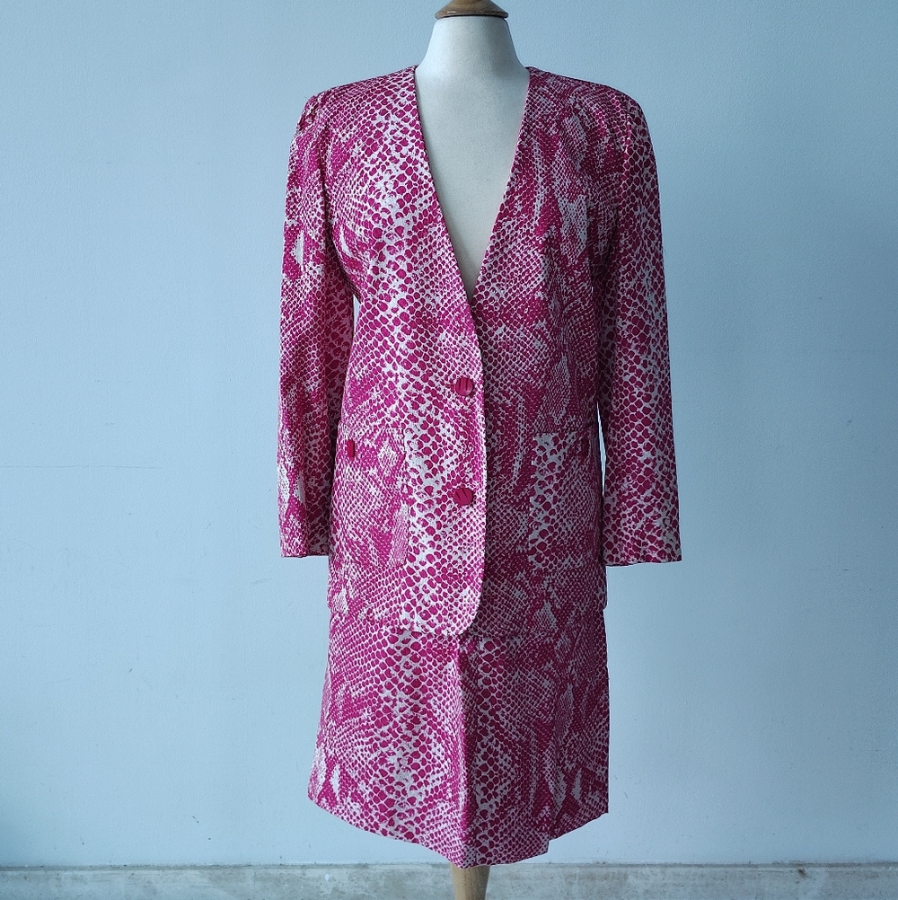 Valentino Night, Pink Snakeskin Print Suit